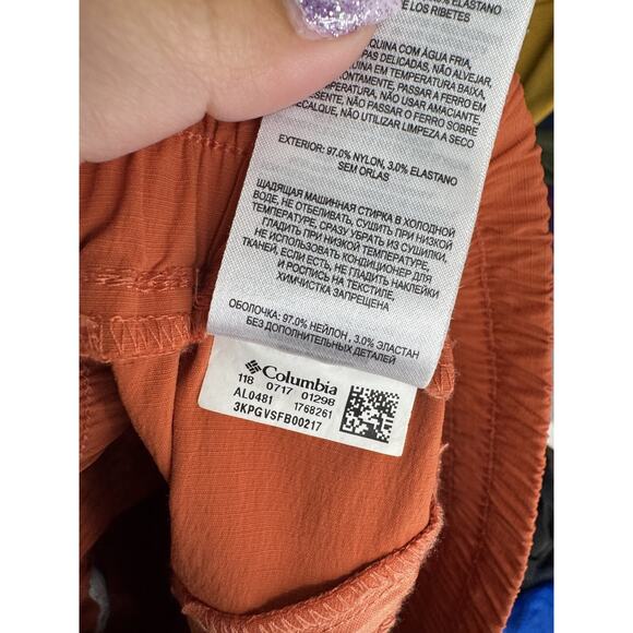 Columbia Women's Orange Omni-Shield Athletic Shorts Size Medium - Picture 6 of 6